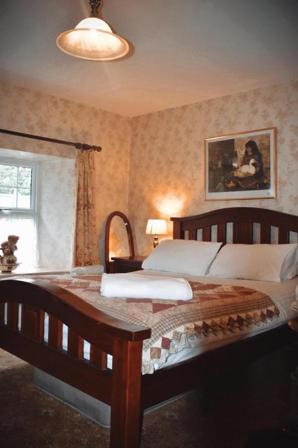 Basil Sheils B&B Accommodation Armagh Extérieur photo